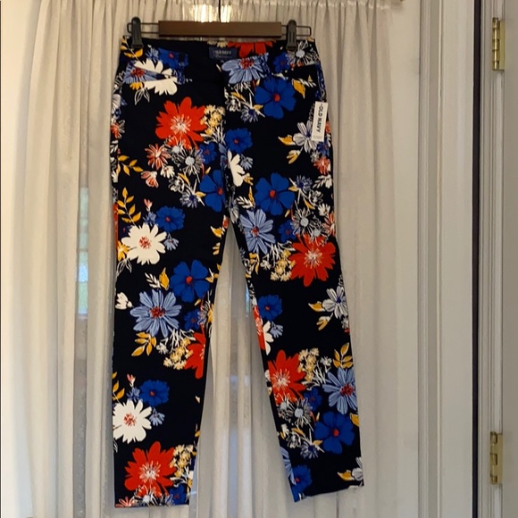 Old Navy Pants - Old Navy Pixie Petite Floral Pants Size 4 New